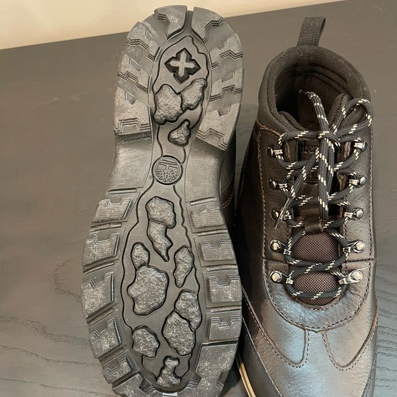 🤎 NWOT Unisex Timberland hiking boots - Picture 4 of 9